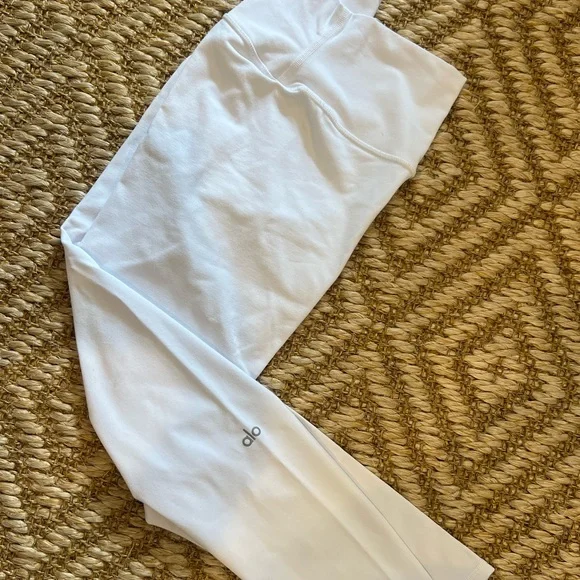 ALO Yoga Classic White Leggings - Picture 8 of 8